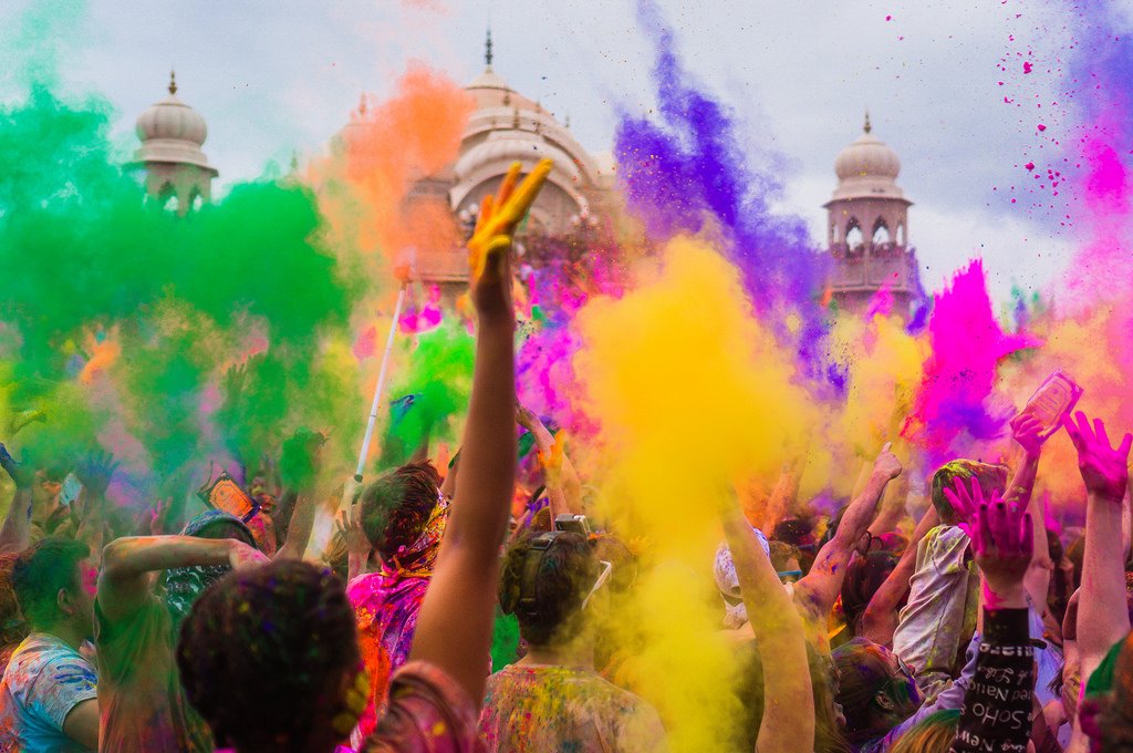 holi tips for skin and hair in hindi